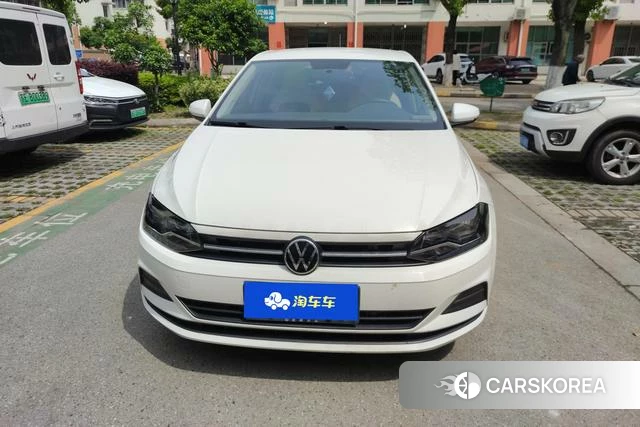 Volkswagen Polo id 4265164 из Китая 8