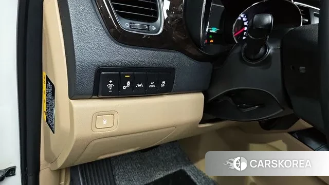 Kia The New Carnival id 3454732 из Кореи 8