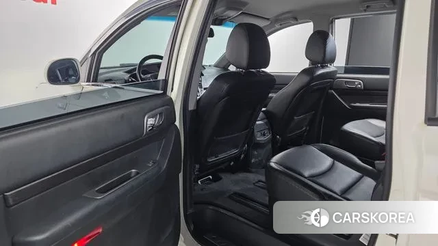 Ssangyong Korando Turismo id 3647023 из Кореи 8