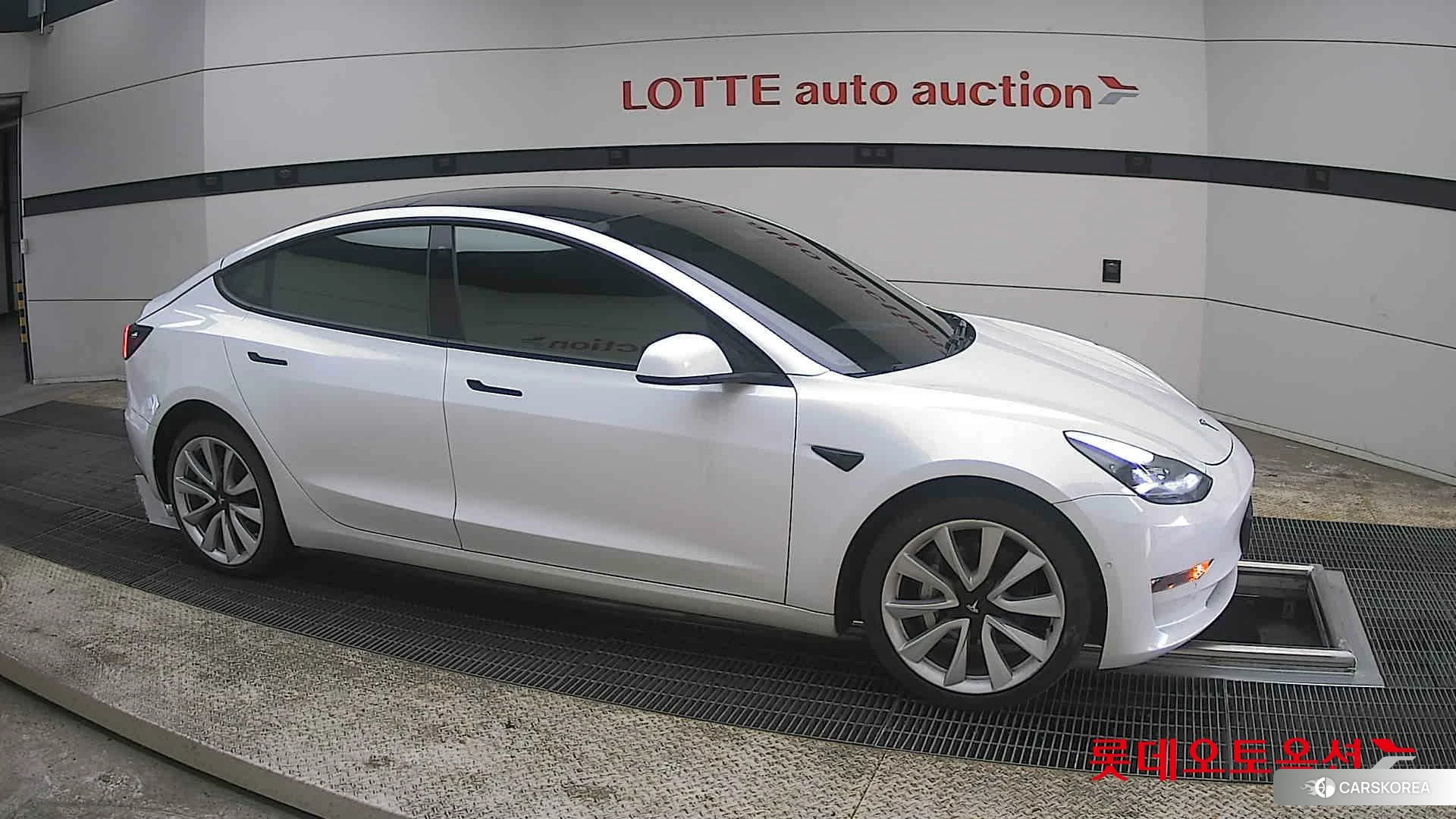 Tesla Model 3 Long Range id 3881981 из Кореи 8