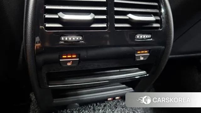 BMW 5 Series (G30) id 2968961 из Кореи 8