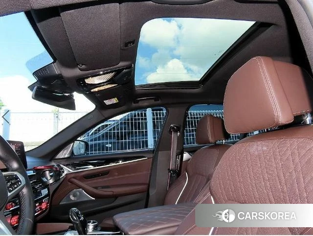 BMW 5 Series (G30) id 4735298 из Кореи 8