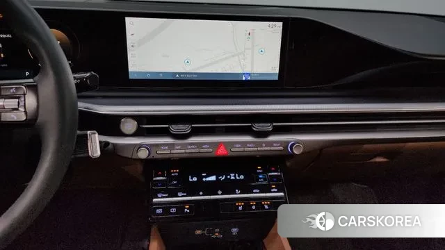 Hyundai Grandeur (GN7) id 3289550 из Кореи 8