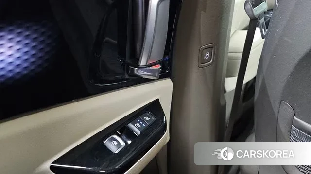 Kia Carnival 4th generation id 3765282 из Кореи 8