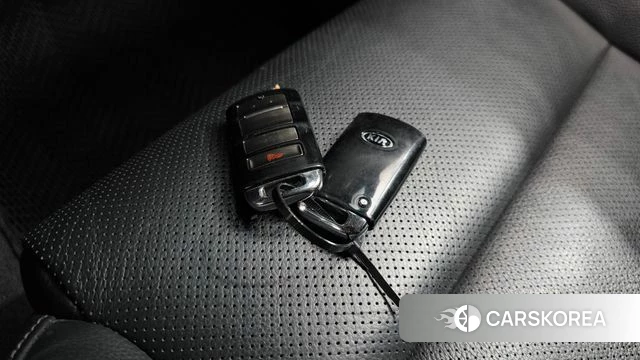 Kia Come New K7 id 4345631 из Кореи 8