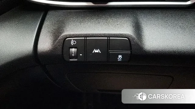 Hyundai Avante (CN7) id 3422167 из Кореи 8