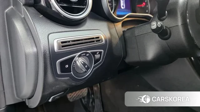 Mercedes-Benz C-Class W205 id 3703123 из Кореи 8