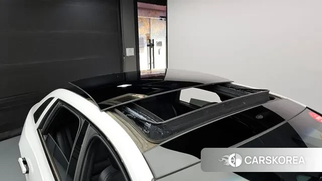 Hyundai Grandeur (GN7) id 3394345 из Кореи 8