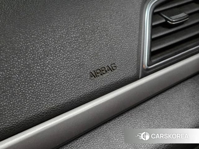 Hyundai Avante AD id 4546976 из Кореи 8