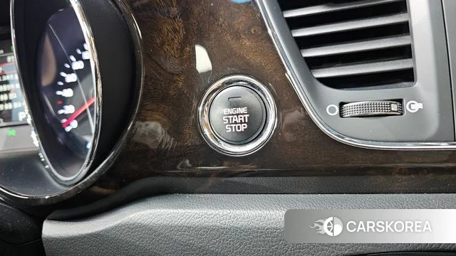 Kia The New Carnival id 3924976 из Кореи 8