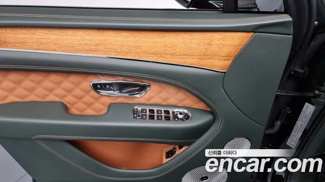 Bentley Bentayga id 2695546 из Кореи 8