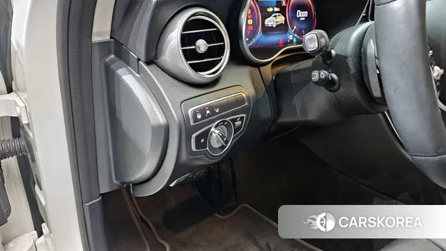 Mercedes-Benz C-Class W205 id 3572924 из Кореи 8