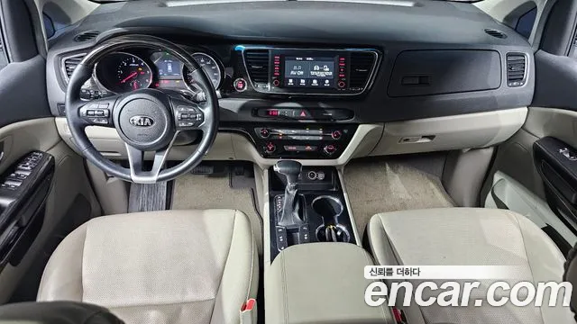 Kia The New Carnival id 2762653 из Кореи 8