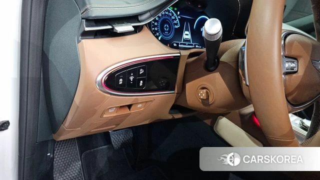 Genesis GV70 id 3915187 из Кореи 8