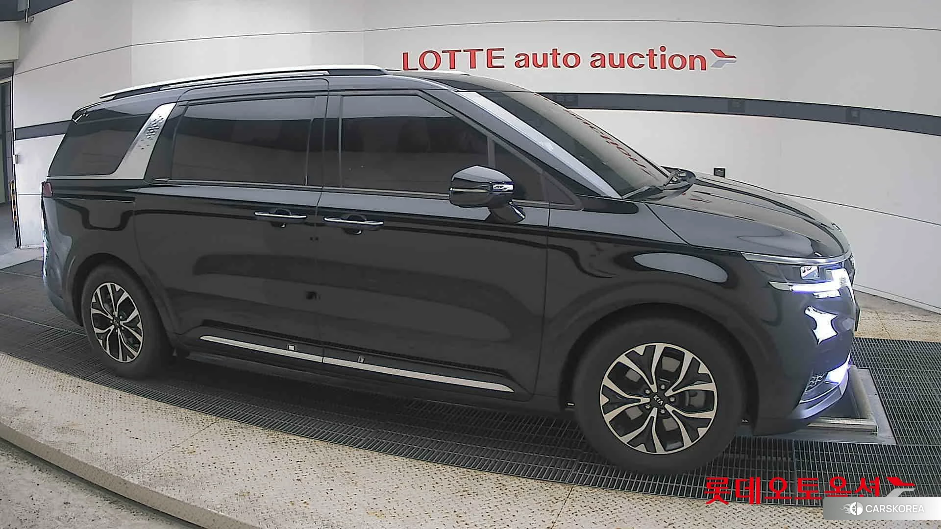 Kia Carnival id 4902362 из Кореи 8