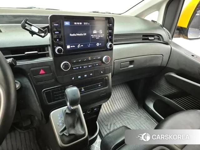 Hyundai Staria id 2423419 из Кореи 8