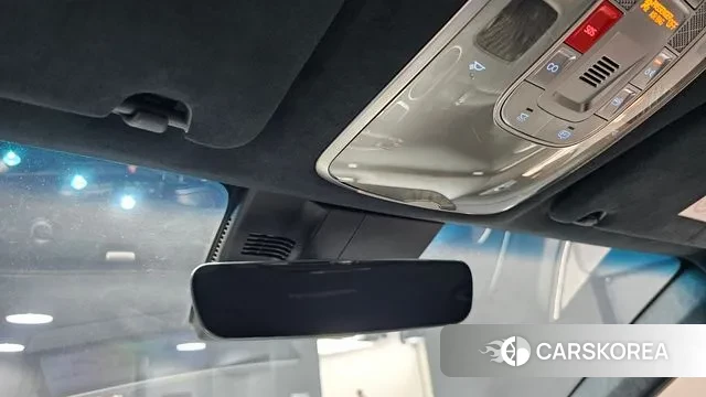 Genesis GV70 id 3596929 из Кореи 8