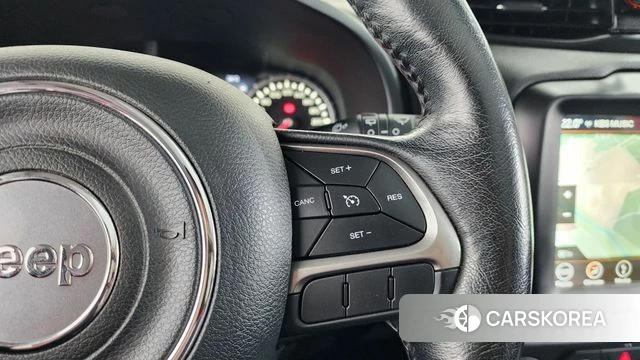 Jeep Renegade id 4424856 из Кореи 8