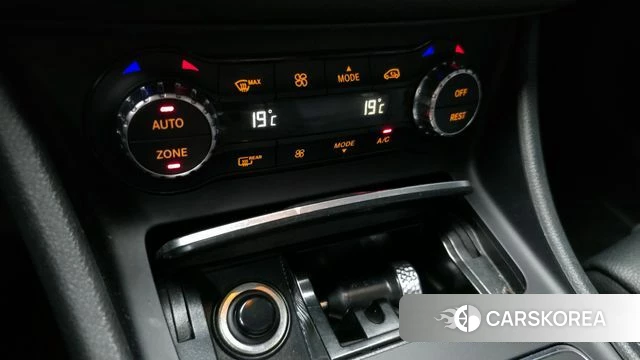 Mercedes-Benz GLA-Class X156 id 3905360 из Кореи 8