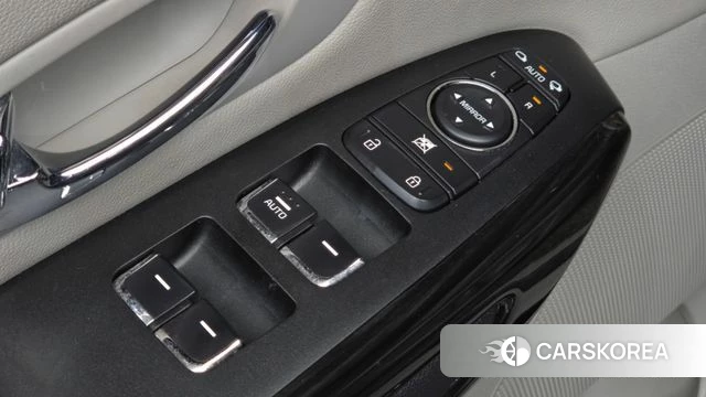 Kia The New Carnival id 4693707 из Кореи 8