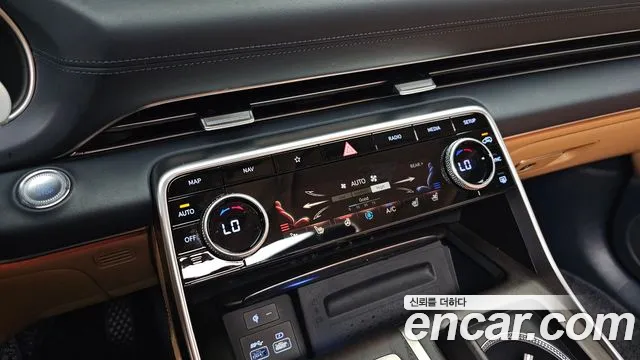 Genesis GV80 id 2807860 из Кореи 8