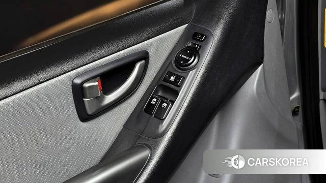 Hyundai The New Grand Starex id 3844510 из Кореи 8