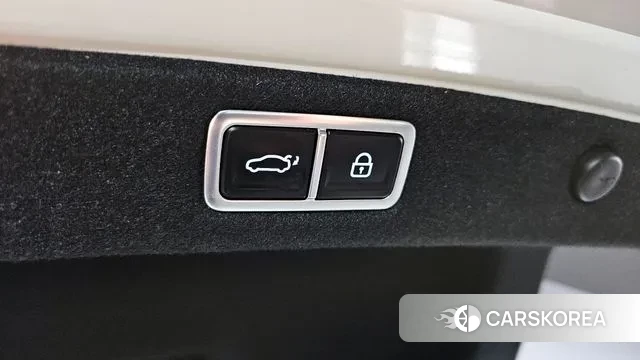 Hyundai Grandeur (GN7) id 2983895 из Кореи 8