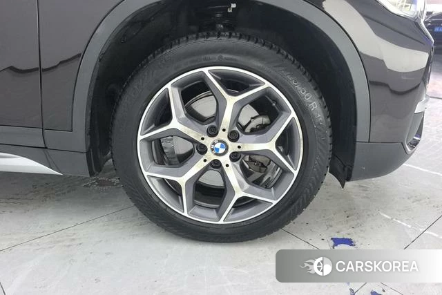 BMW X1 id 3875909 из Китая 8