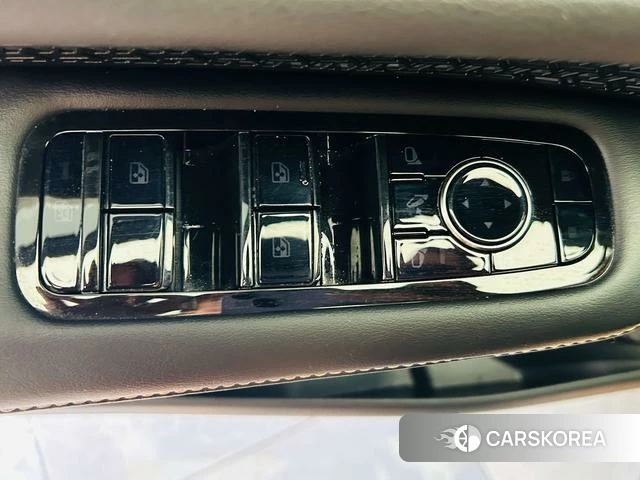 Nissan ARIYA id 4261257 из Китая 8