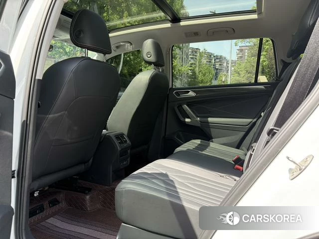 Volkswagen Tiguan L id 4215577 из Китая 8