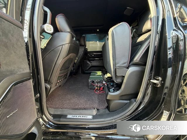 Dodge Lampicup id 3892033 из Кореи 8