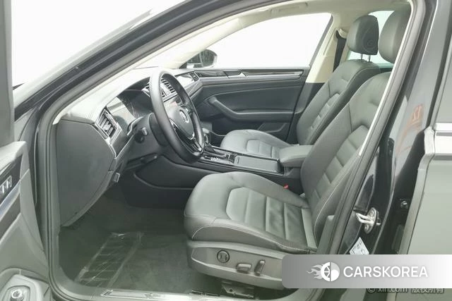 Volkswagen Huiang id 4321125 из Китая 8