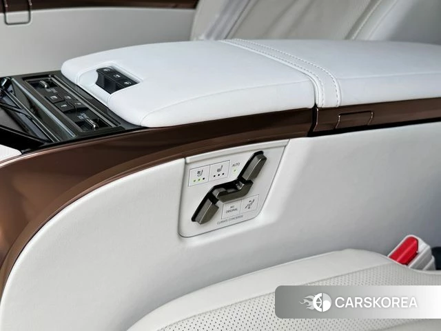 Lexus LM Second Generation id 4686764 из Кореи 8