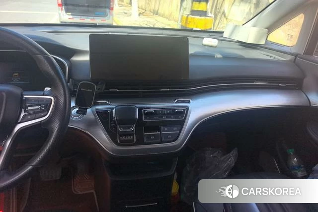 Roewe iMAX8 id 4238416 из Китая 8