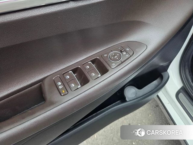 Hyundai The New Grandeur IG id 3911229 из Кореи 8