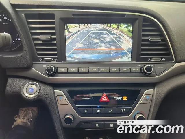 Hyundai Avante AD id 2948675 из Кореи 8