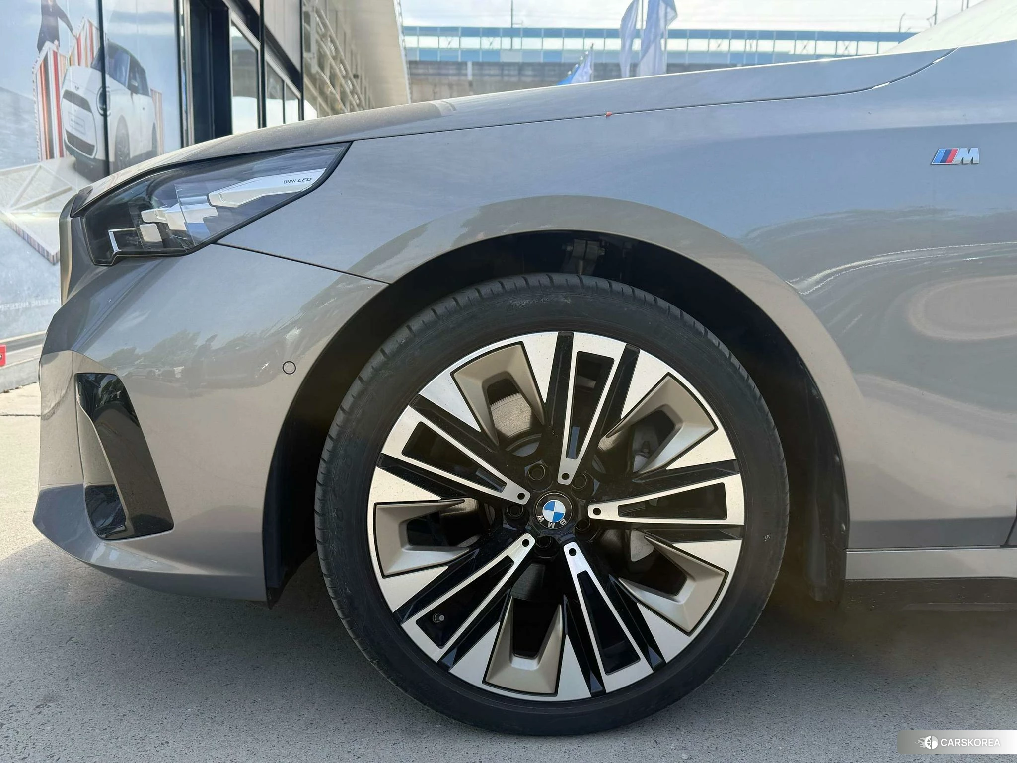 BMW 5 series id 4420217 из Китая 8