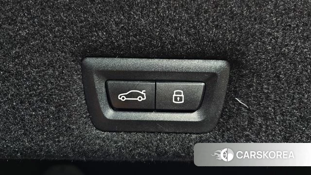BMW 7 Series (G70) id 3792816 из Кореи 8