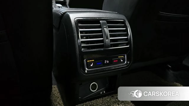 Volkswagen Passat GT (B8) id 3943015 из Кореи 8