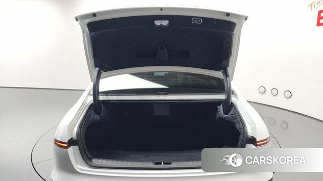 Hyundai Grandeur (GN7) id 4381456 из Кореи 8