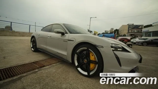 Porsche Taycan id 2899553 из Кореи 8