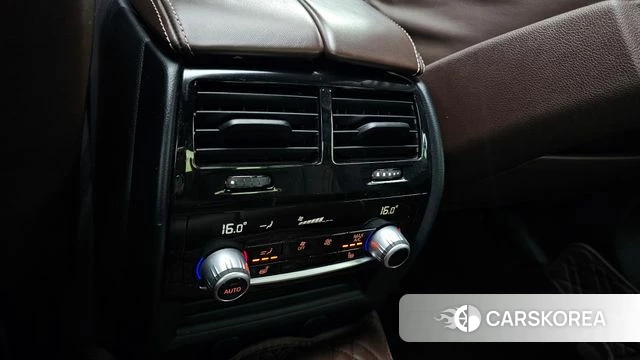 BMW 5 Series (G30) id 4568718 из Кореи 8