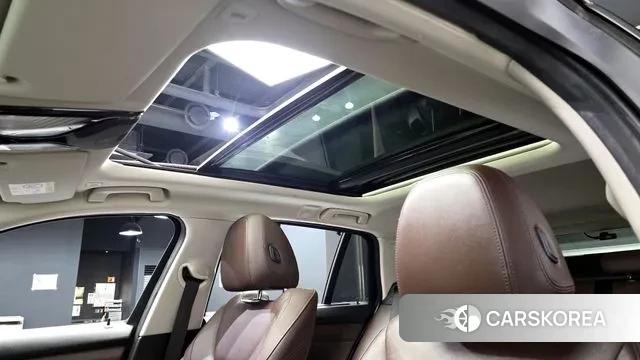 BMW 3 Series (G20) id 3788221 из Кореи 8