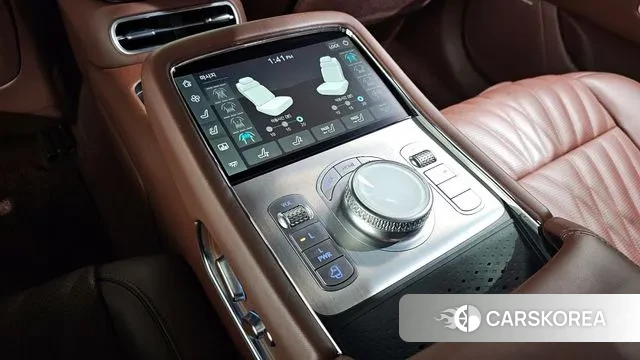 Genesis G90 (RS4) id 3016905 из Кореи 8