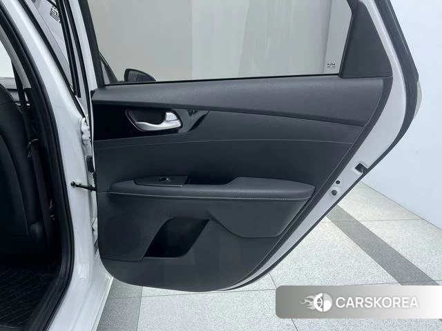 Kia K3 id 4277002 из Китая 8
