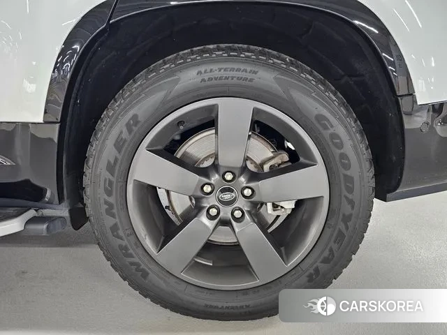 Land Rover Defender (L663) id 3405527 из Кореи 8