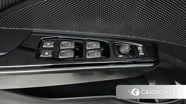 Ssangyong Tivoli Air id 4458447 из Кореи 8