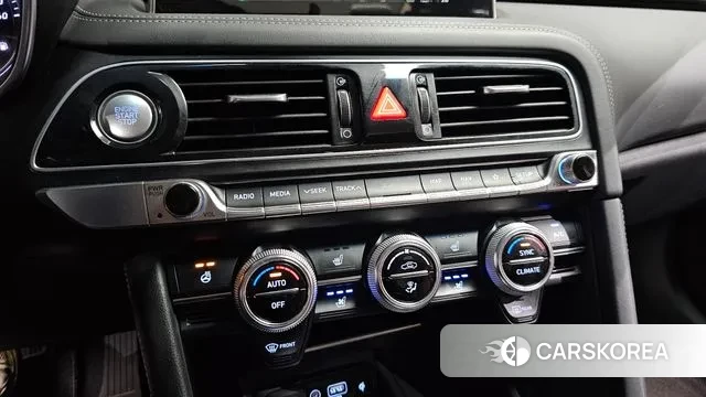 Genesis G70 id 3244102 из Кореи 8