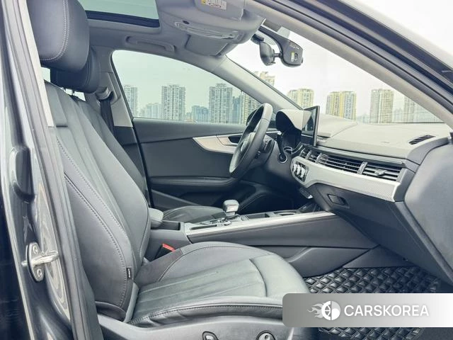 Audi A4L id 4276470 из Китая 8