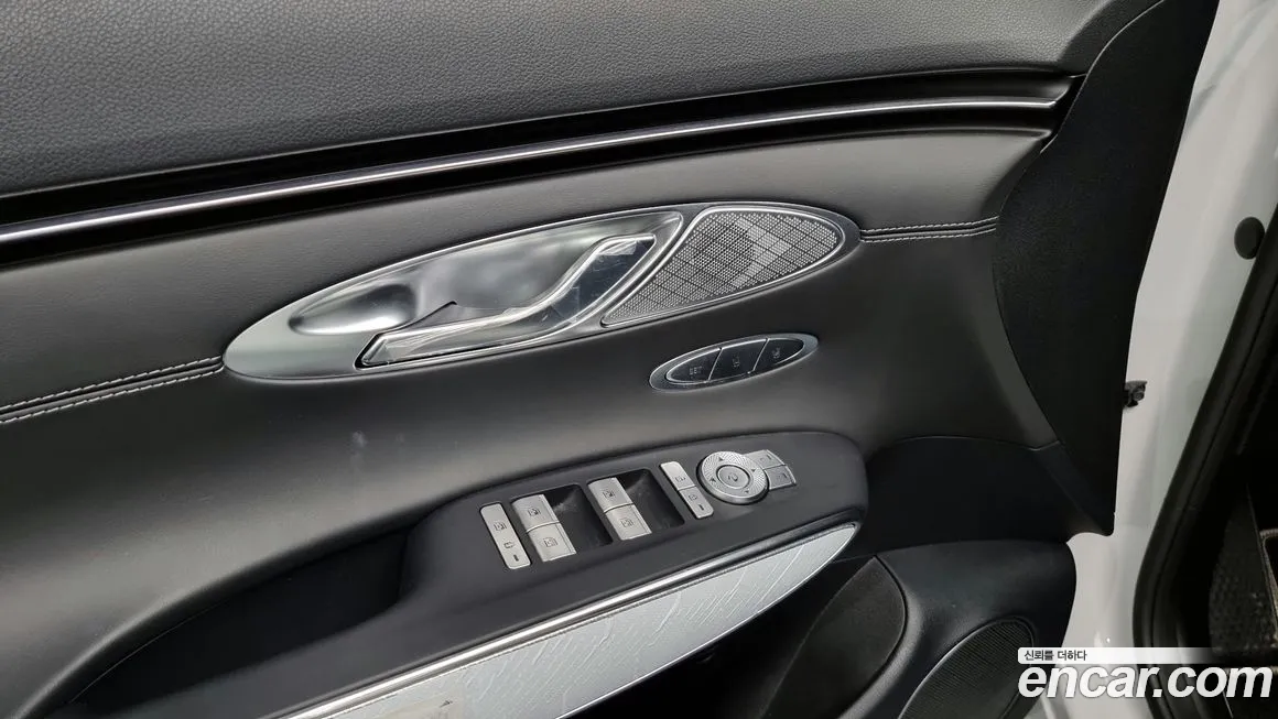 Genesis GV70 id 1675575 из Кореи 8